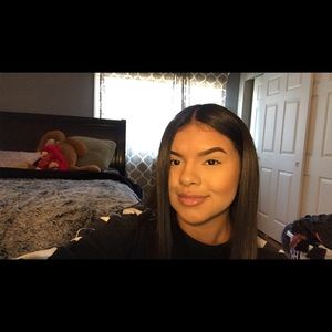 Meet your Posher, Leslie